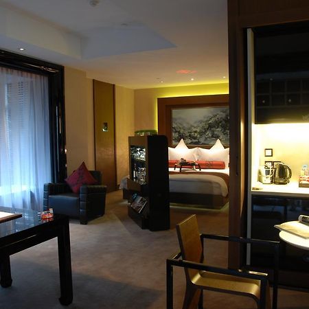Pudi Boutique Hotel Fuxing Park שנגחאי מראה חיצוני תמונה