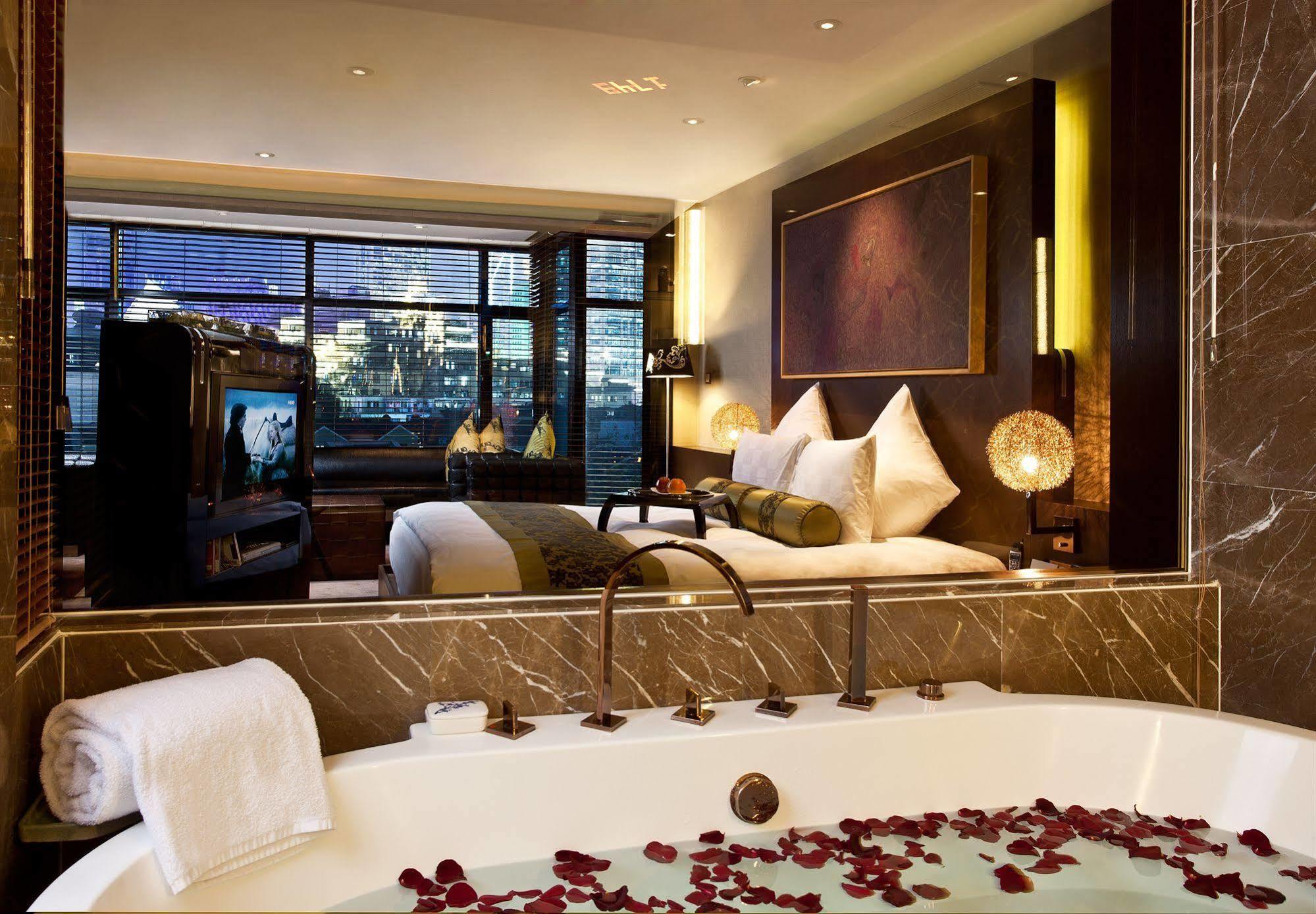 Pudi Boutique Hotel Fuxing Park שנגחאי מראה חיצוני תמונה